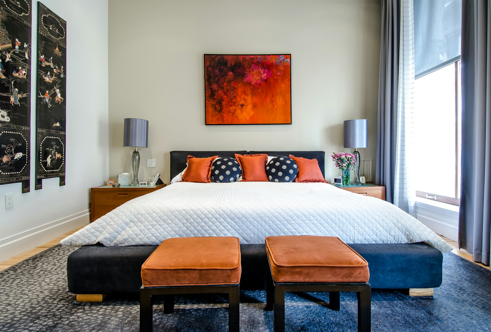 Suite parentale de Villa Sundara, lit king et tons naturels